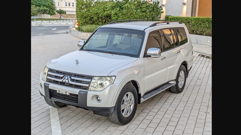 Xe Mitsubishi Pajero năm 2008